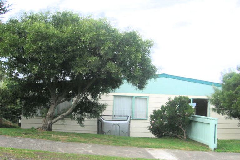 Photo of property in 10a Camellia Terrace, Maungaraki, Lower Hutt, 5010