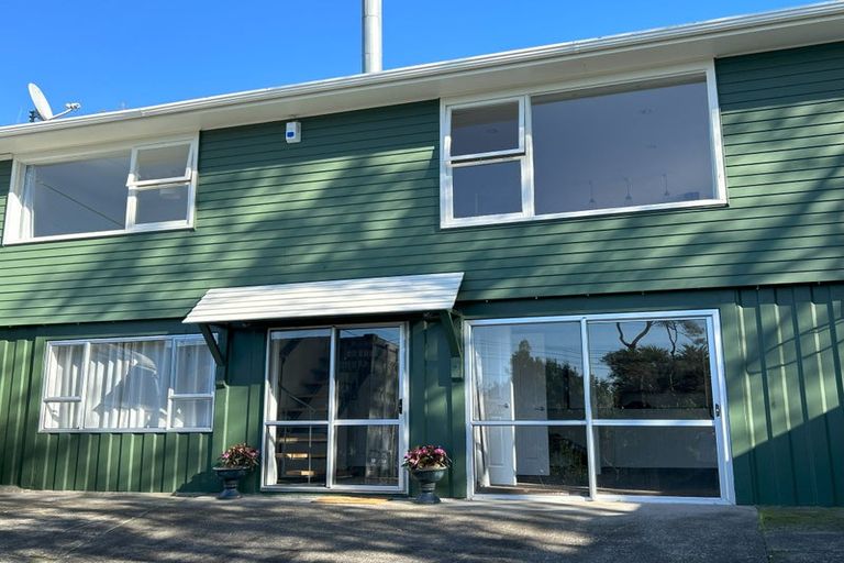 Photo of property in 757 South Titirangi Road, Titirangi, Auckland, 0604