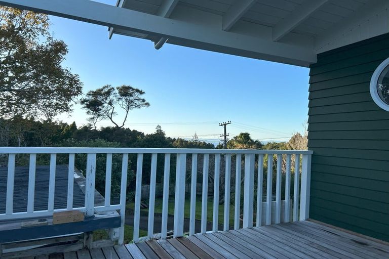 Photo of property in 757 South Titirangi Road, Titirangi, Auckland, 0604