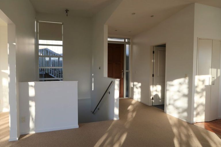 Photo of property in 71b Nevay Road, Miramar, Wellington, 6022