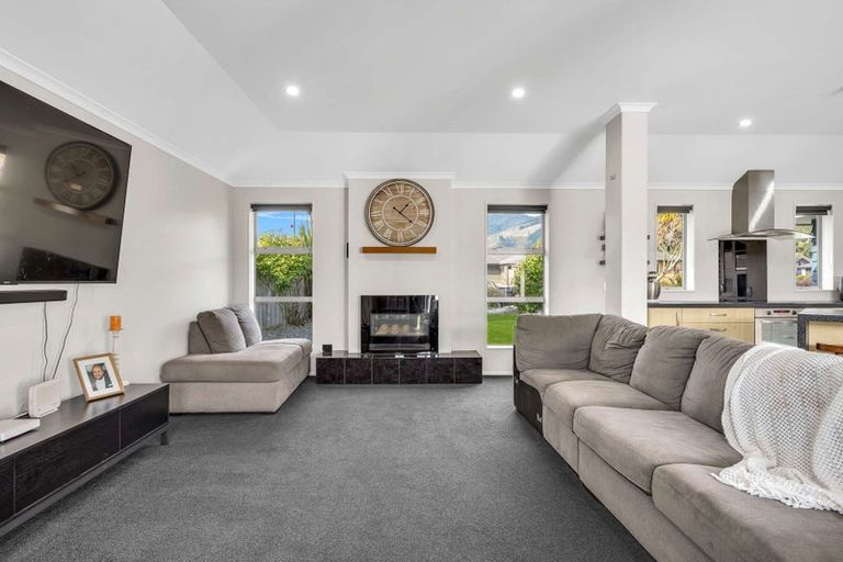 Photo of property in 61 Covent Drive, Stoke, Nelson, 7011