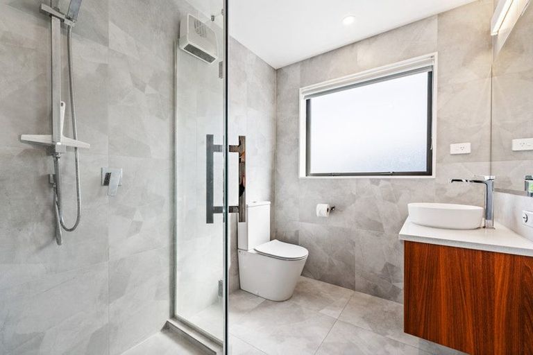 Photo of property in 38 Craigs Way, Hobsonville, Auckland, 0616