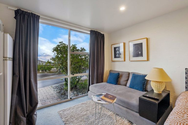 Photo of property in 3/6 Suburb Street, Queenstown, 9300