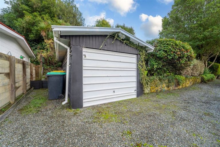 Photo of property in 2 Coulter Place, Geraldine, 7930