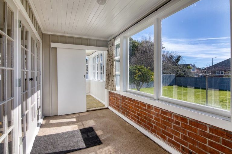Photo of property in 129 Savage Crescent, West End, Palmerston North, 4412