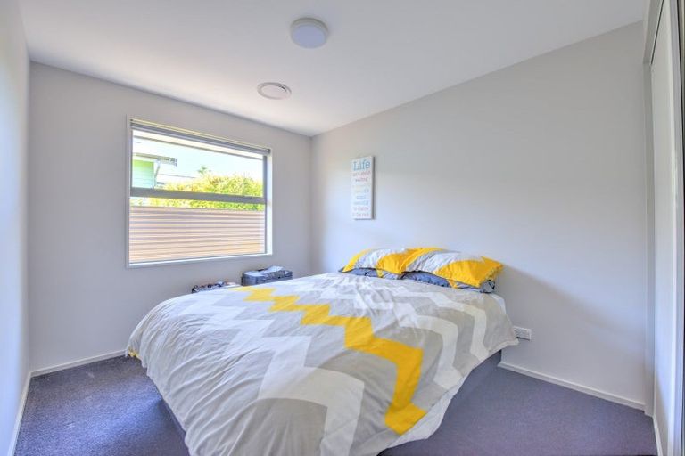 Photo of property in 18 Hunter Street, Edendale, 9825
