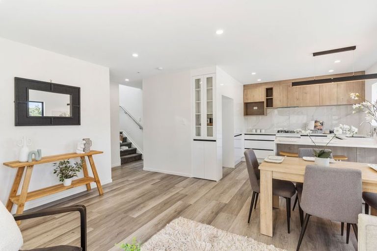 Photo of property in 156 Coxhead Road, Wattle Downs, Auckland, 2103