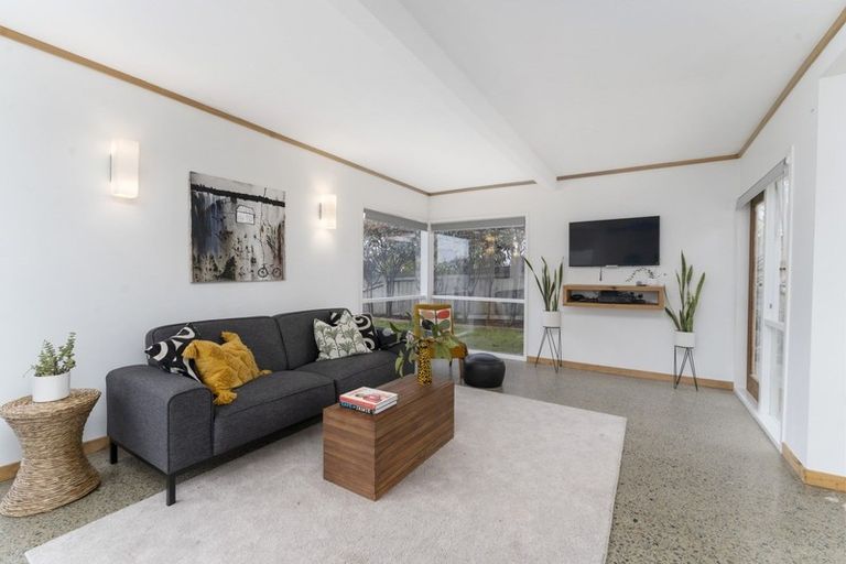 Photo of property in 34 Gray Avenue, Paraparaumu Beach, Paraparaumu, 5032