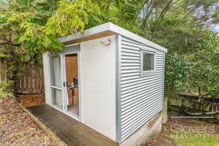 Photo of property in 36 Newington Road, Henderson, Auckland, 0612