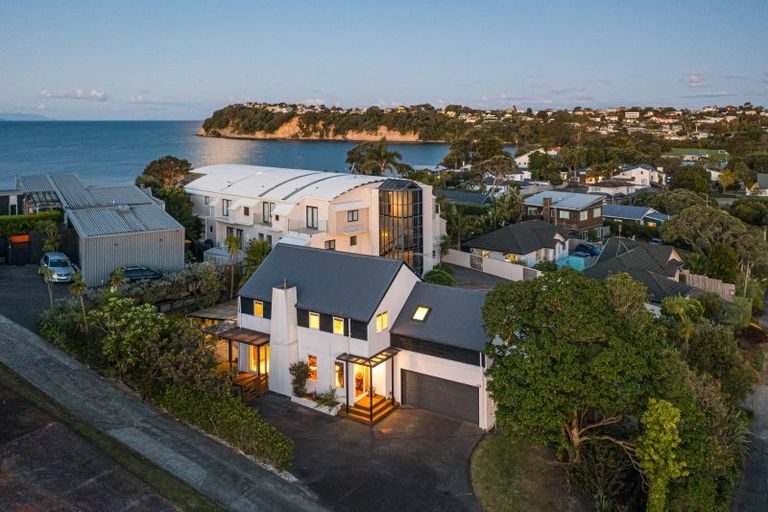 Photo of property in 30 Langton Road, Stanmore Bay, Whangaparaoa, 0932