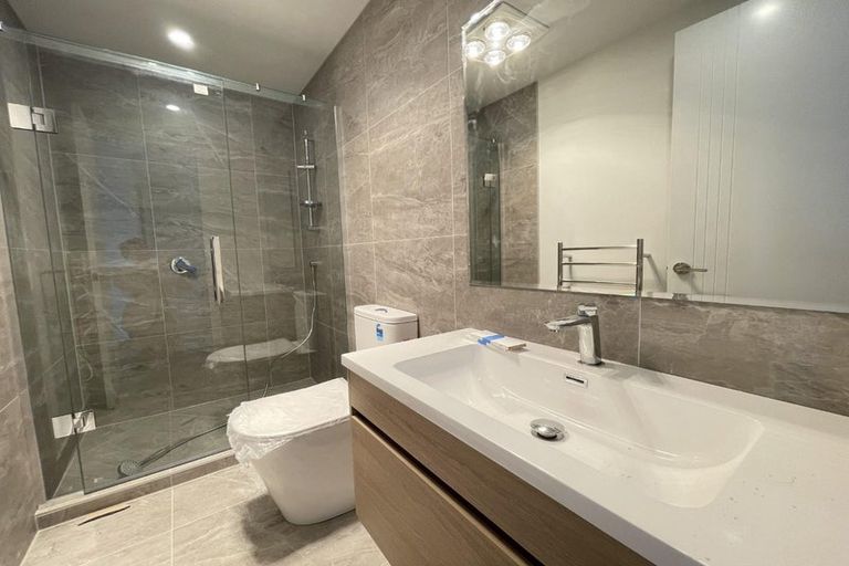 Photo of property in 7 Battersby Lane, Windsor Park, Auckland, 0632