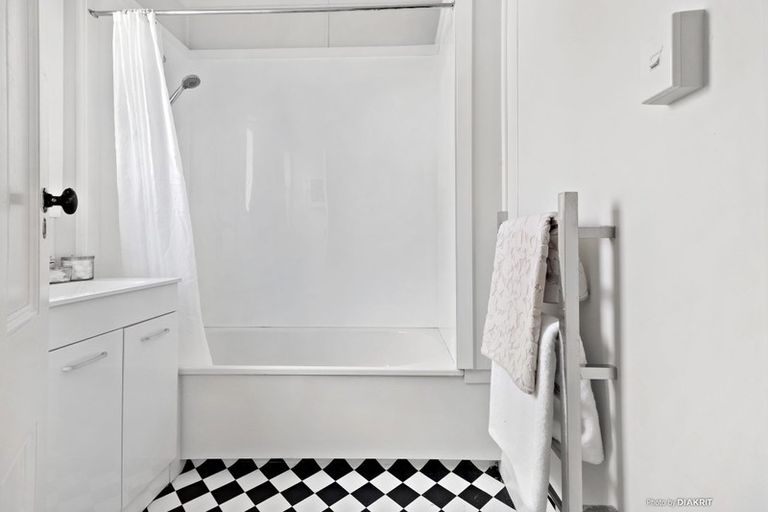 Photo of property in 173 Owen Street, Newtown, Wellington, 6021
