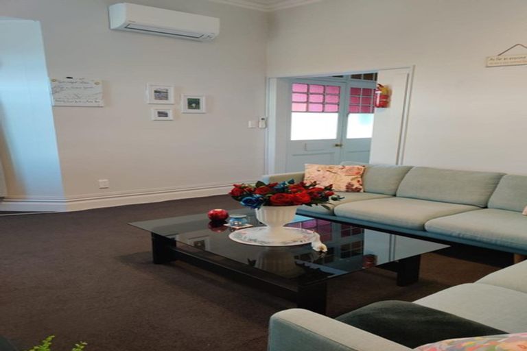 Photo of property in 1a Birkenhead Avenue, Birkenhead, Auckland, 0626