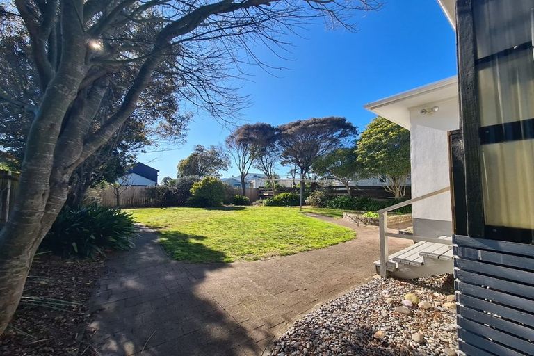 Photo of property in 79b Simpson Road, Papamoa Beach, Papamoa, 3118
