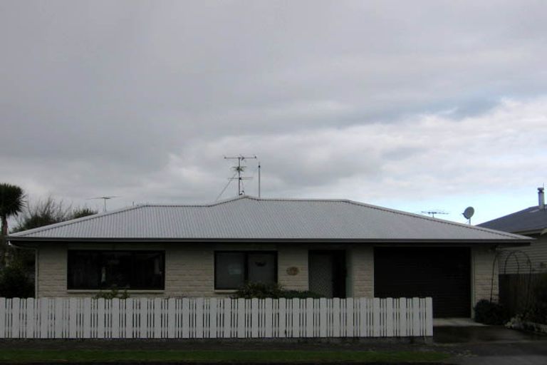 Photo of property in 50 Cambridge Terrace, Masterton, 5810