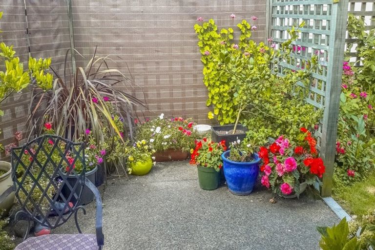 Photo of property in 285unit Vaughan Road, Owhata, Rotorua, 3010