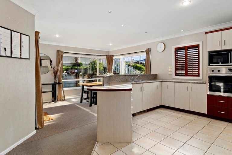 Photo of property in 2 Harbourside Way, Welcome Bay, Tauranga, 3112