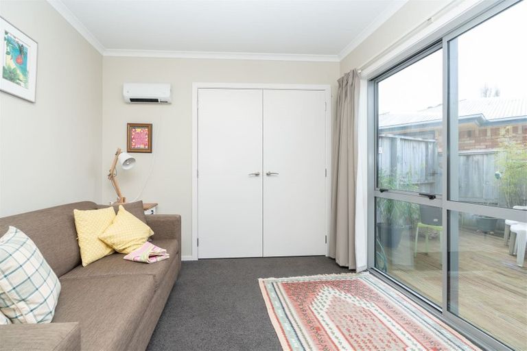 Photo of property in 18c Kelvin Place, Hamilton East, Hamilton, 3216