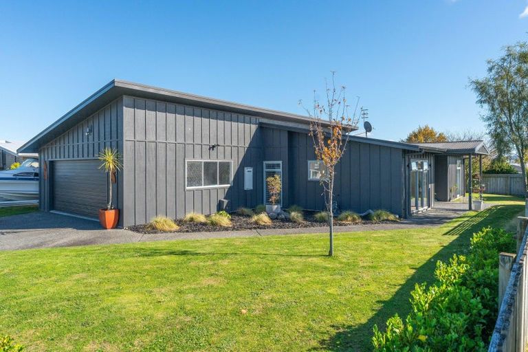 Photo of property in 17 Windsor Street, Richmond Heights, Taupo, 3330