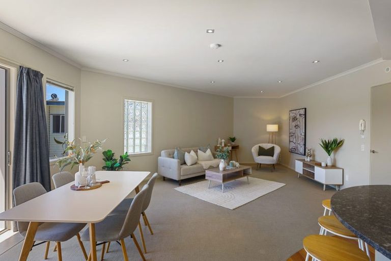 Photo of property in 4-u27 Seaview Road, Paraparaumu Beach, Paraparaumu, 5032