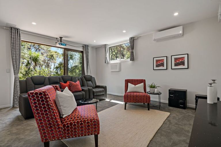 Photo of property in 293b Titirangi Road, Titirangi, Auckland, 0604