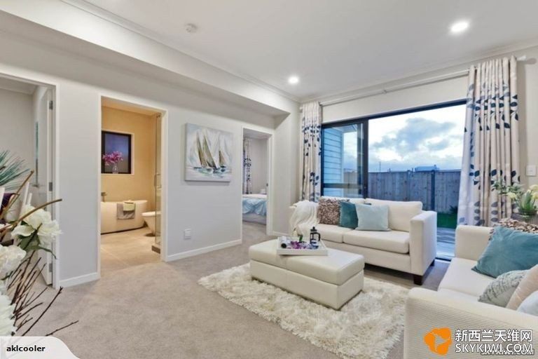 Photo of property in 27 Hangar Lane, Whenuapai, Auckland, 0618