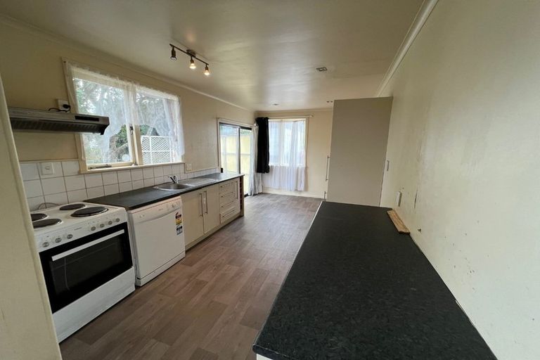 Photo of property in 37 Metcalfe Road, Ranui, Auckland, 0612