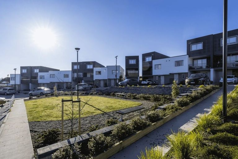 Photo of property in 8 Ngae Place, Mangere East, Auckland, 2024