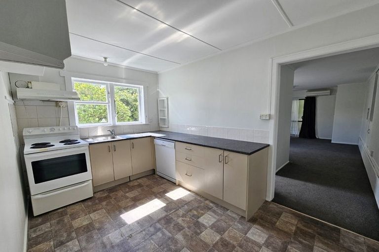 Photo of property in 146a Helston Road, Paparangi, Wellington, 6037