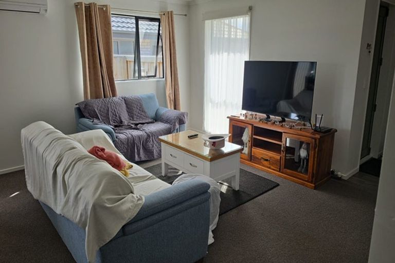 Photo of property in 6 Jasmine Street, Woodend, 7610