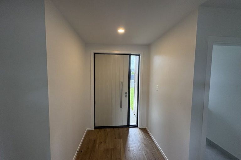 Photo of property in 115 Wairau Road, Oakura, 4314