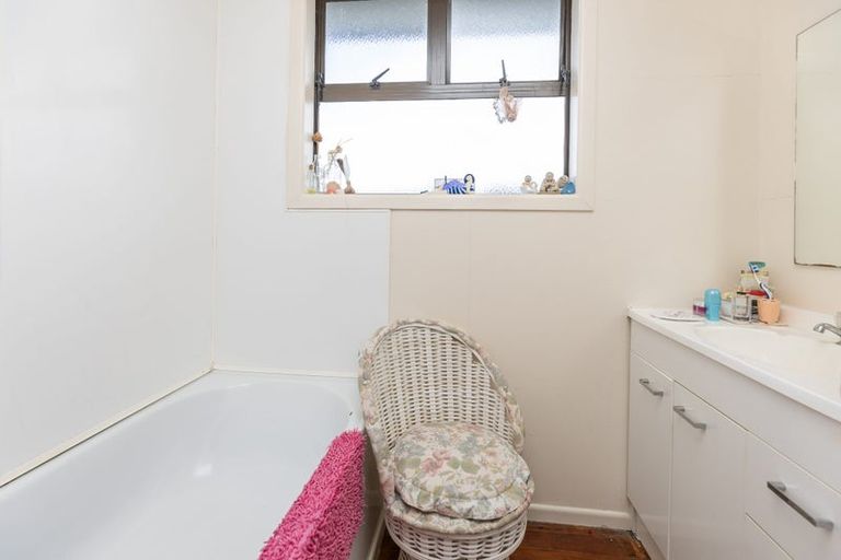 Photo of property in 16 Grange Avenue, Nawton, Hamilton, 3200