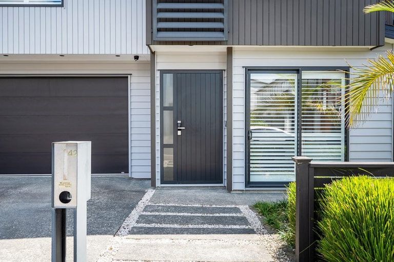 Photo of property in 42 Myland Drive, Hobsonville, Auckland, 0616