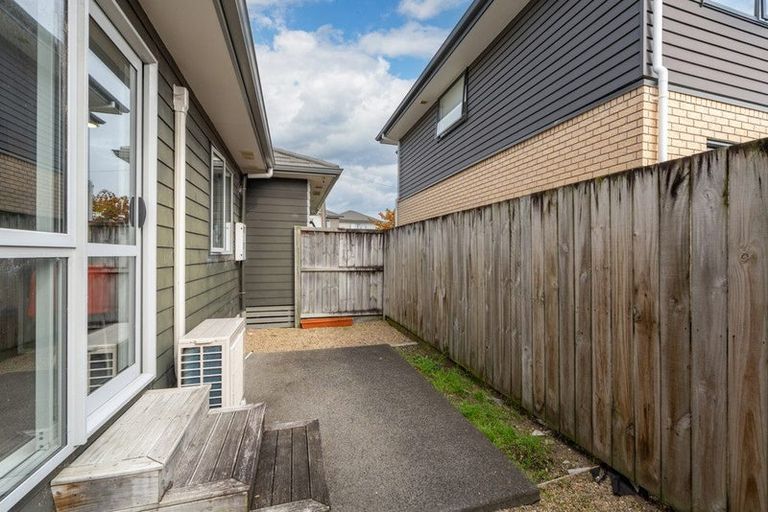 Photo of property in 2/52 Helena Road, Hillcrest, Hamilton, 3216