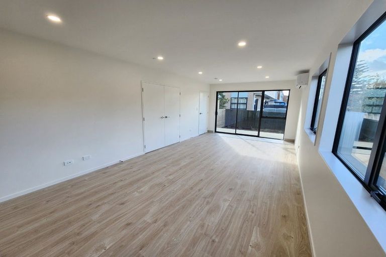 Photo of property in 4/25 Manse Road, Pahurehure, Papakura, 2113