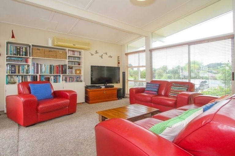 Photo of property in 1096 Kaipara Coast Highway, Kaukapakapa, 0873