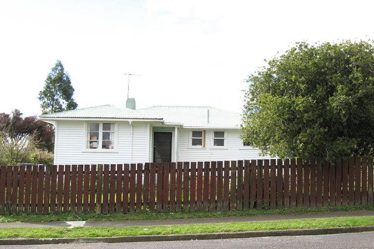 Photo of property in 14 Mccarthy Terrace, Waipukurau, 4200