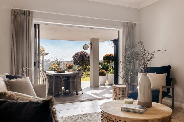 Photo of property in 8r Georgia Grove, Pyes Pa, Tauranga, 3112