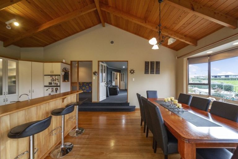 Photo of property in 50 Cressida Avenue, Stratford, 4332