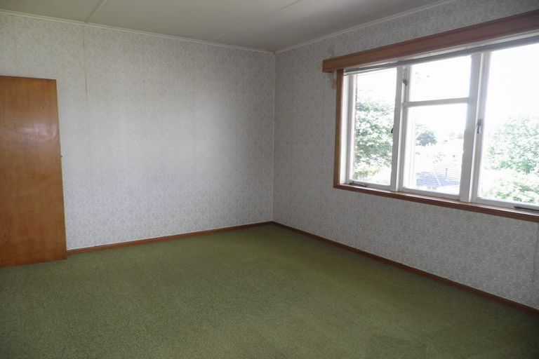 Photo of property in 8 Kohekohe Street, New Lynn, Auckland, 0600