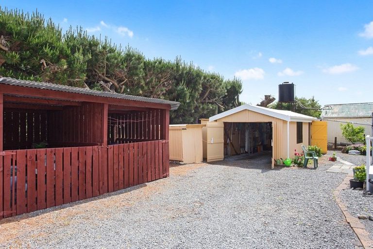 Photo of property in 14 Chamberlain Avenue, Amberley, 7481