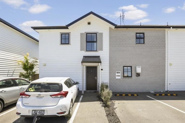 Photo of property in 135u3 Silverdale Road, Hillcrest, Hamilton, 3216