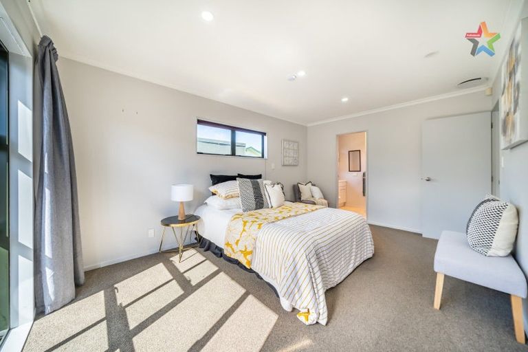 Photo of property in 5b Kilkenny Grove, Wainuiomata, Lower Hutt, 5014