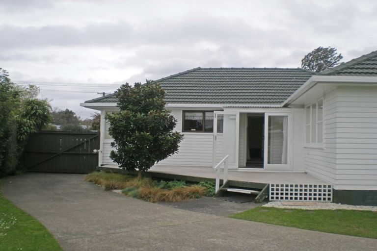 Photo of property in 37 Scott Road, Papakura, 2110