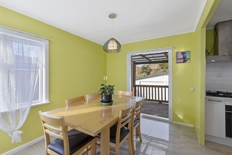 Photo of property in 15 Kowhai Street, Wainuiomata, Lower Hutt, 5014