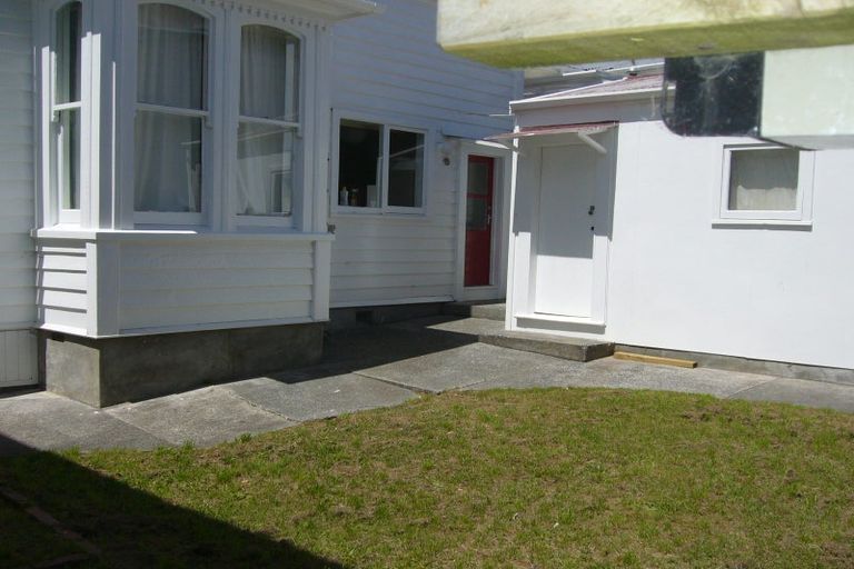 Photo of property in 78 Tasman Street, Mount Cook, Wellington, 6021