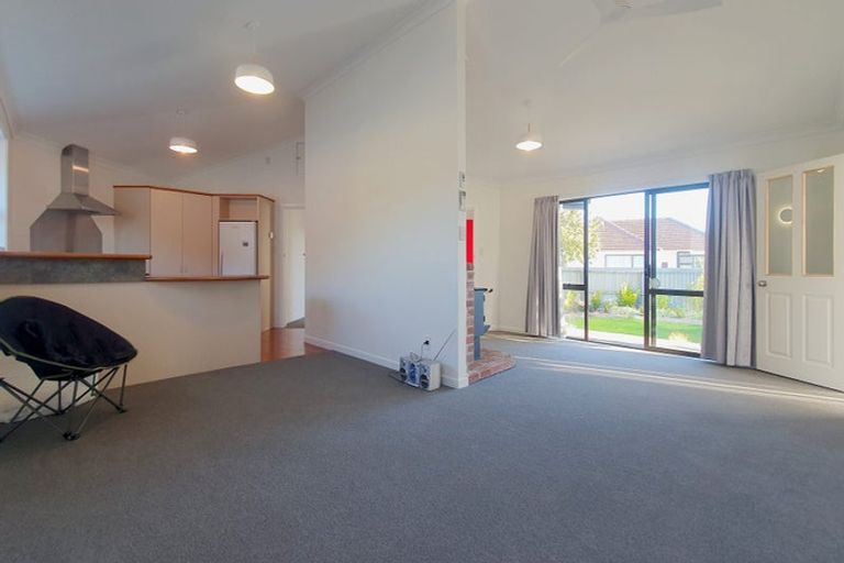 Photo of property in 2/23 Dalkeith Street, Hoon Hay, Christchurch, 8025