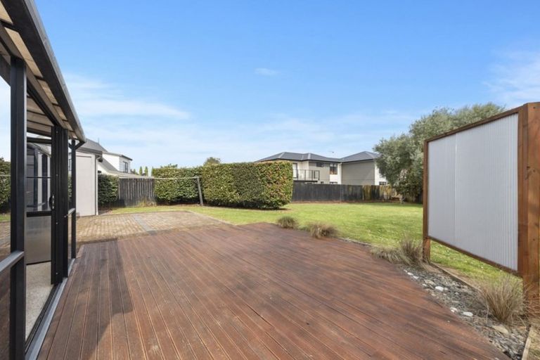 Photo of property in 6 Houhere Place, Pukete, Hamilton, 3200