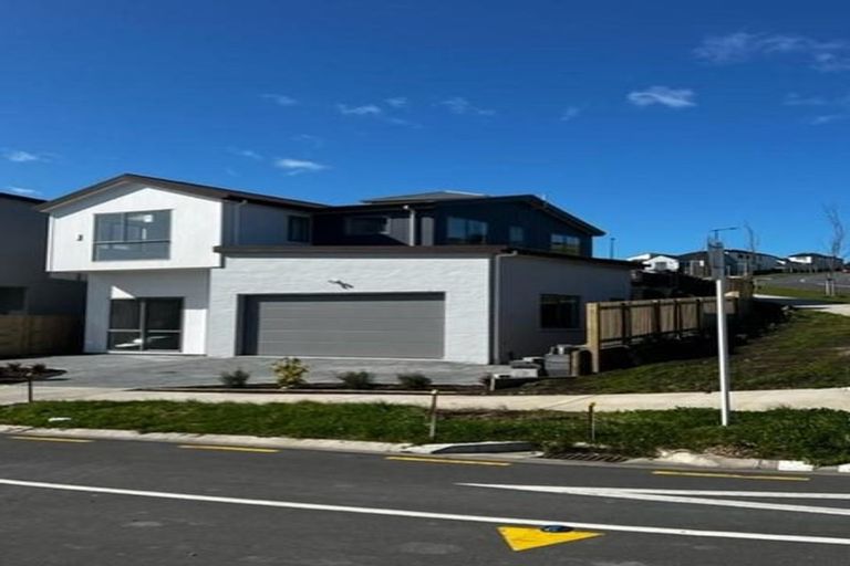 Photo of property in 43 Clara Road, Silverdale, 0932