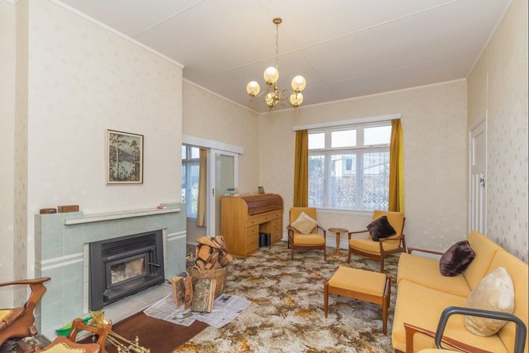 Photo of property in 28 Durham Street, Levin, 5510